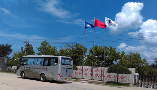 怎么選購(gòu)花生油灌裝機(jī)-煙臺(tái)飛達(dá)機(jī)械
