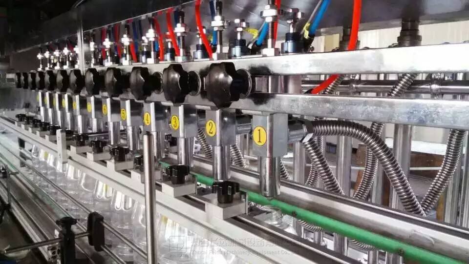 大豆油灌裝機(jī)應(yīng)該怎么選擇